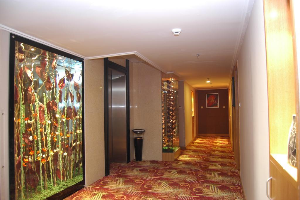 Yiwu Kasion Pushang Hotel Экстерьер фото